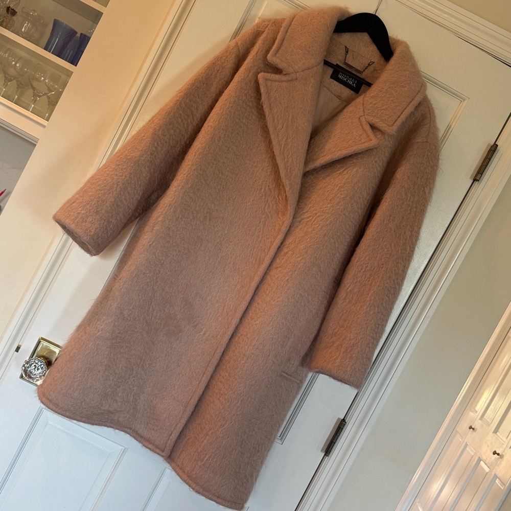 Badgley Mischka Jenna Italian Mohair Cocoon Coat Blush color XL
